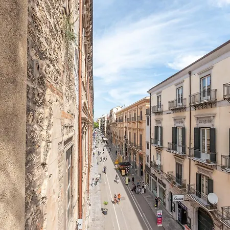 Dom wakacyjny Sant'agostino With Terrace By Wonderful Italy *